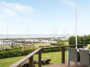 Holiday Home Stefanie - 10m from the sea by Interhome