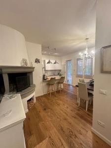 Green House Florence 10 min