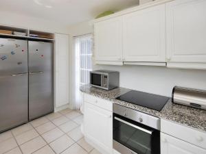 Holiday Home Alita - 1-2km from the sea by Interhome