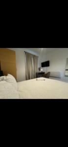 Studio Luxe on Chudleigh A