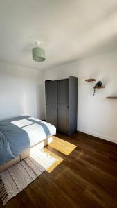 Superbe appartement en Hauteur style NEW Yorkais - Proche Métro Paris Idéal pour couple et professionnels Toutes commodités à proximité