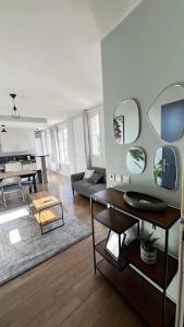 Superbe appartement en Hauteur style NEW Yorkais - Proche Métro Paris Idéal pour couple et professionnels Toutes commodités à proximité