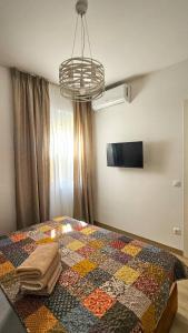 Sunshore Center apartment #3