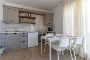 Naro Suites Çeşme Marina