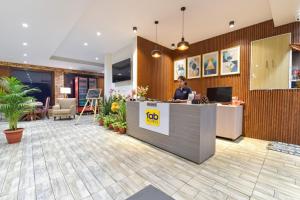 FabHotel Green Acres