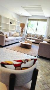 Luxury Villa 4 Bedrooms with Big Pool 5km from Medina