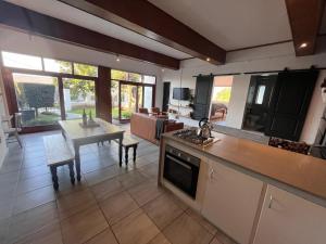 Durrs Nest - Central Paarl Mountain Retreat