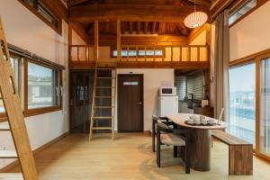 Luxury Hanok Blue Serenity