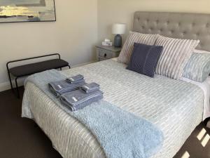 Seaside Village Cottage Charm