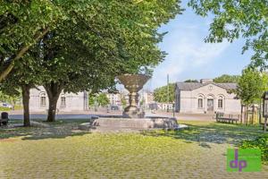 City Escape sleeps 6