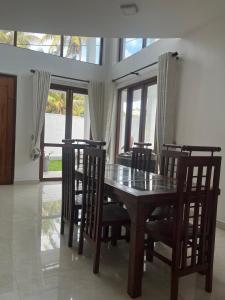 Gateway terrace CMB Airport katunayake