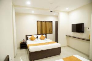 Hotel Visawa Residency 5 min Walk From Mahalaxmi Temple Kolhapur