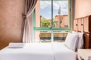 Cozy Family Oasis with Pool & Modern Design