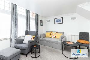 OWLS NEST by BOURNECOAST - Maisonette near sandy beaches and pier - FM10677