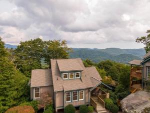 B Rock Ridge at Echota