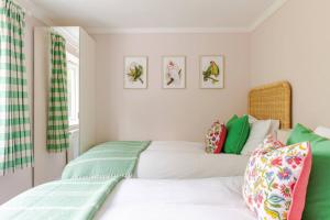 Charming Barn Retreat Near Pewsey & Woodborough