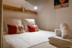 Au Pied Du Château - Wifi Parking