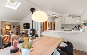 3 Bedroom Lovely Home In Nexø