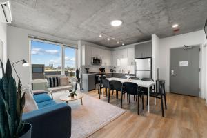 Group-Ready 3BR Sleek Design & Great Location