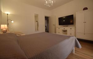 Apartman Ana Pag by Villas Guide