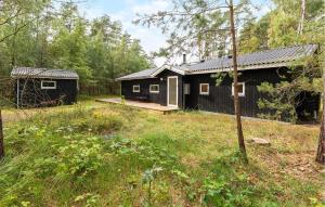 3 Bedroom Lovely Home In Nexø