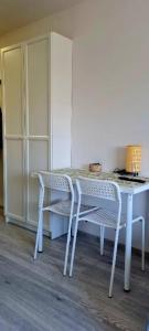 Taikos Studio 11, free parking