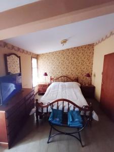 House next to Paseo Libertad