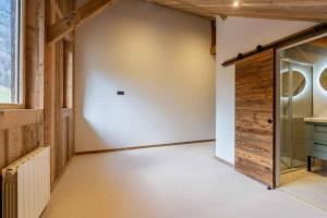Grand appartement luxueux au milieu des montagnes