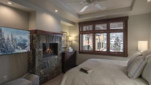 One Steamboat Place #306 Three Forks Mountain