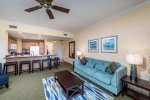 Heritage Crossing Retreat, 3 bed, 2 bath, Stunning Views, 2 balconies, 130