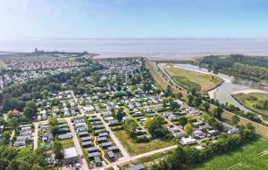 Stunning Home In Scherpenisse