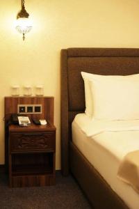 Rüstempaşa Kervansaray Hotel with Free Parking