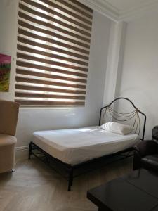 Modest City Center Apartment