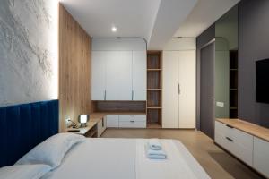 The Cortina One 1BR Apartment for 4