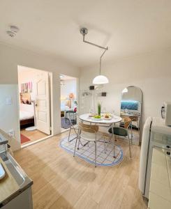 kspo dome 윤슬스테이 잠실 롯데타워 올림공원 중앙보훈병원역6분 커플 명동 홍대 동대문 jyp