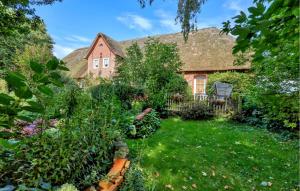 1 Bedroom Cozy Apartment In Galmsbüll