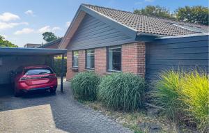 Nice Home In Esbjerg V With Wifi