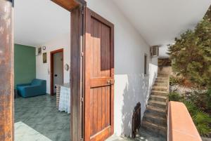 Buggerru Hugo House img19