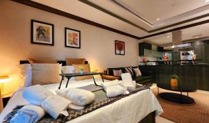 Porto Arabiya Tower 19-Studio Skyline Balcony Retreat and Spa 412 T19