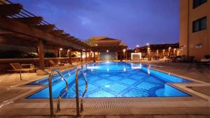 Porto Arabiya Tower 19-Studio Skyline Balcony Retreat and Spa 412 T19