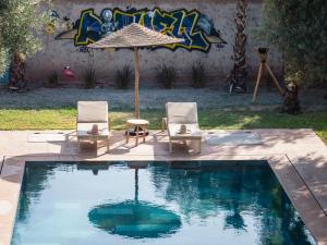 Villa Roswell with Pool Privatisation