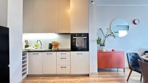 MOMOApart - Downtown Tram Depot