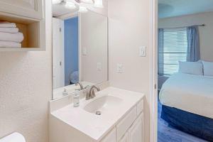 Aztec Habitat No. 19