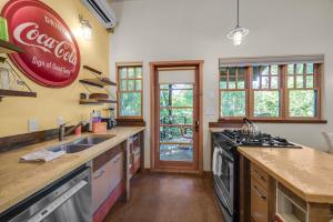 Creekside Guest Cottage - 61 E 200- 1 Bed
