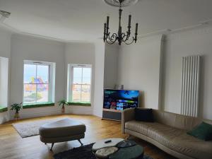 Lavish Collections - Heritage Holiday Stays by the Sea