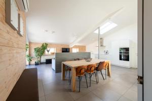 Landelijk vakantiehuis in Diksmuide met een tuin en vijver