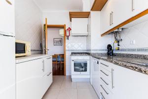 Shinning Waves Apartment