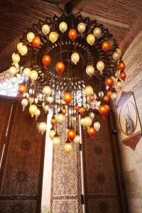 Rüstempaşa Kervansaray Hotel with Free Parking