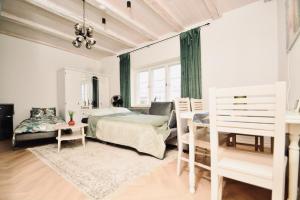 Lovely Authentic & Cozy atmosphere