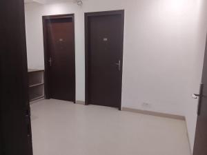 Tipsyy Inn Suites 020